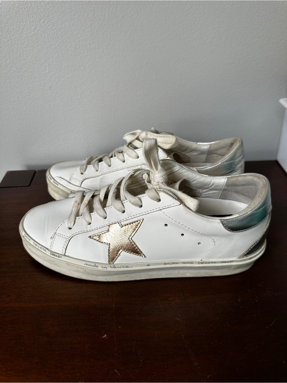Golden Goose White Leather Hi Star Sneakers with Silver Accents Size 40 - Picture 3 of 6